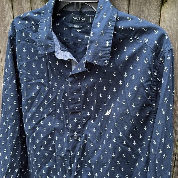 Nautica large cotton anchors button down. - Picture 2 of 5